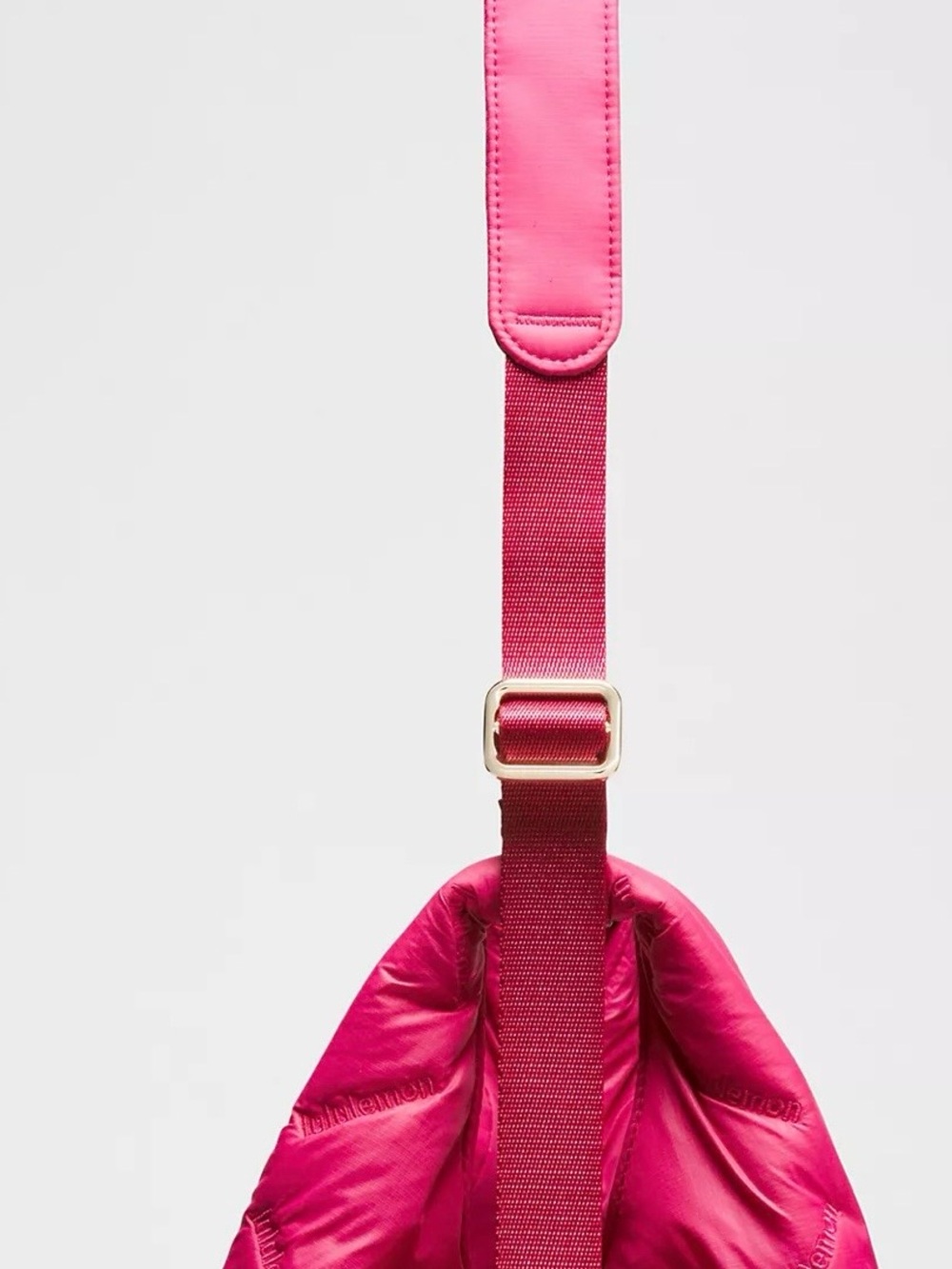 NWT Lululemon Quilty Pleasures Shoulder Bag 14L Berry Rumble - Picture 4 of 7